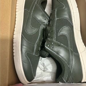 Selling bunch of shoes all comes with boxes worn 1 time. Look brand new.